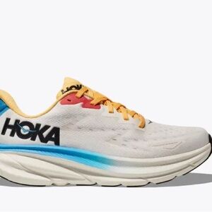 Hoka Clifton 9